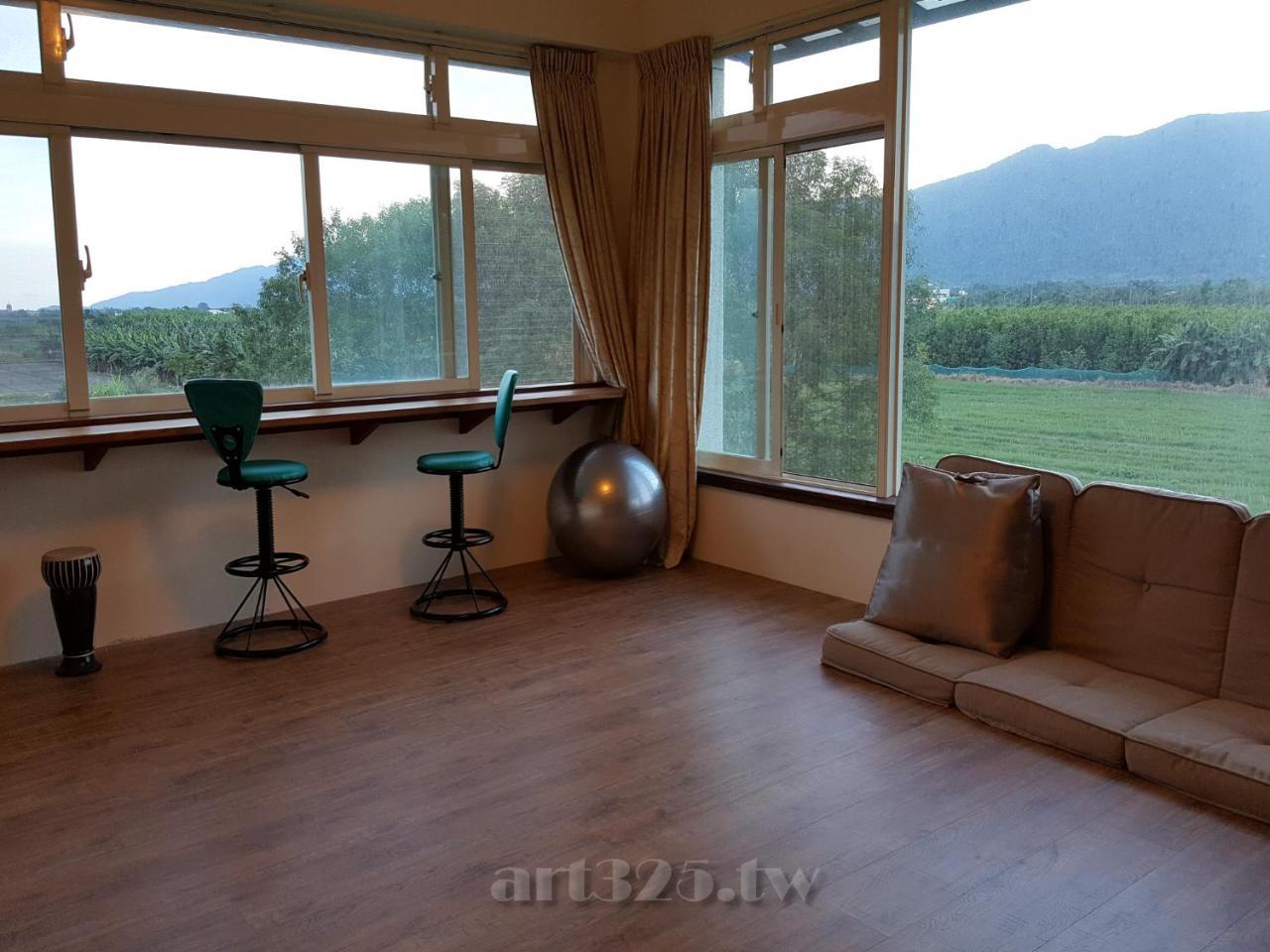 Yi Tian Homestay Fenglin Exteriör bild